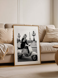 Eiffelturm Vespa Fahrt Retro Stil