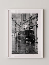 Luxus SUV Stadtansicht S/W