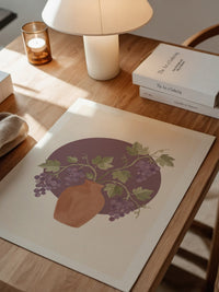 Keramikvase mit Trauben violett