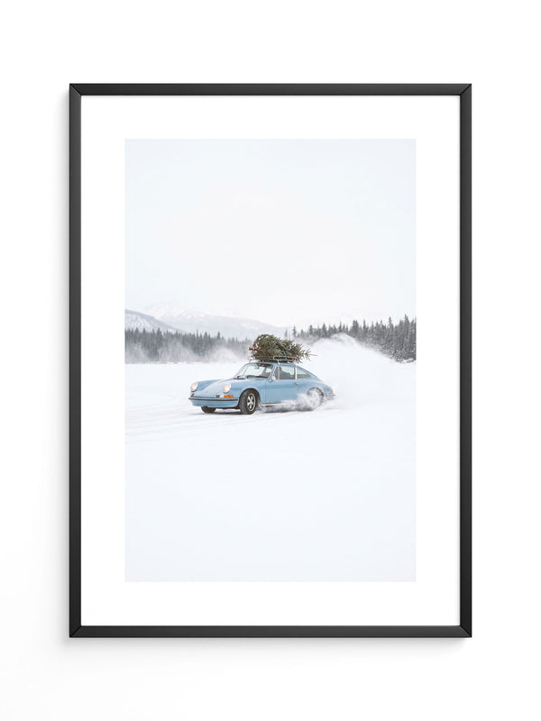 Sportwagen Winterfahrt Blau