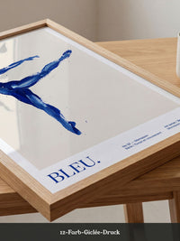 Körper in Bewegung Blau