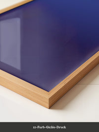 Blauer Farbverlauf minimalistisch