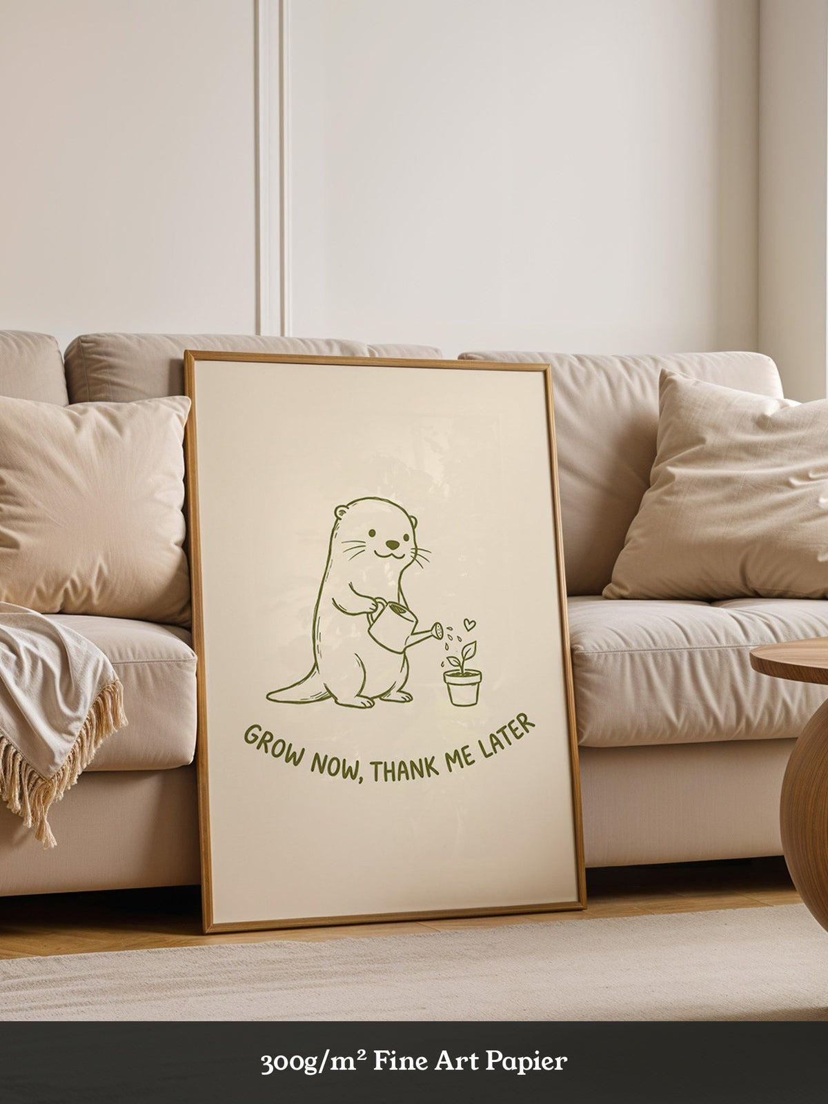 Niedlicher Otter pflanzt Liebe