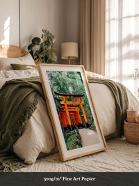 Torii Pfad leuchtend Orange
