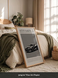 Aston Martin V12 elegant schwarz