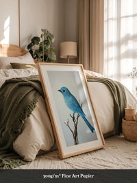 Blauer Vogel auf Zweig
