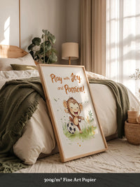 Spielender Affe mit Fußball – Aquarell-Illustration für Kinder