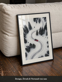 Auto S-Kurve Winterlandschaft