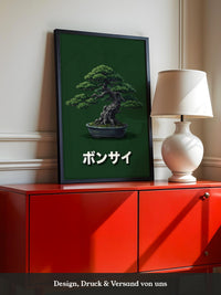 Bonsai mit grünem Hintergrund