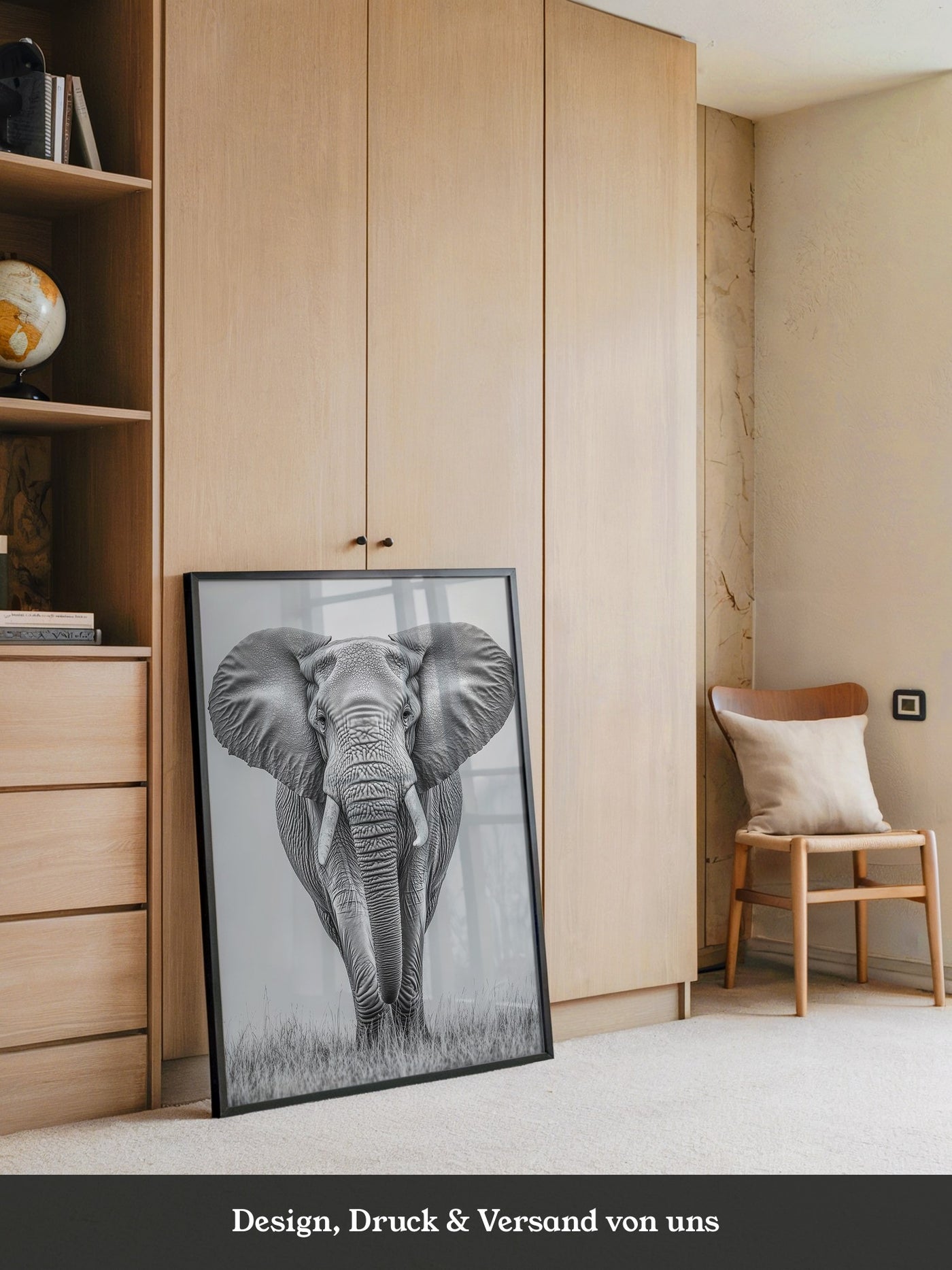 Elefant Frontalansicht schwarz-weiß