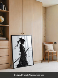 Kriegerin der Stille – Samurai-Frau in Tusche