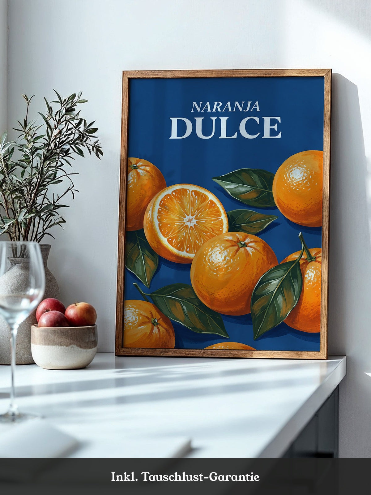 Orangen auf Blauem Hintergrund