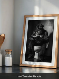 Gorilla liest Schwarzweiß