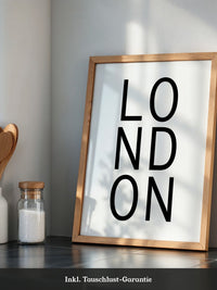 LONDON Schrift vertikal schwarz