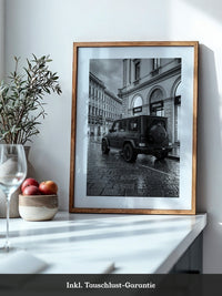 Luxus SUV Stadtansicht S/W