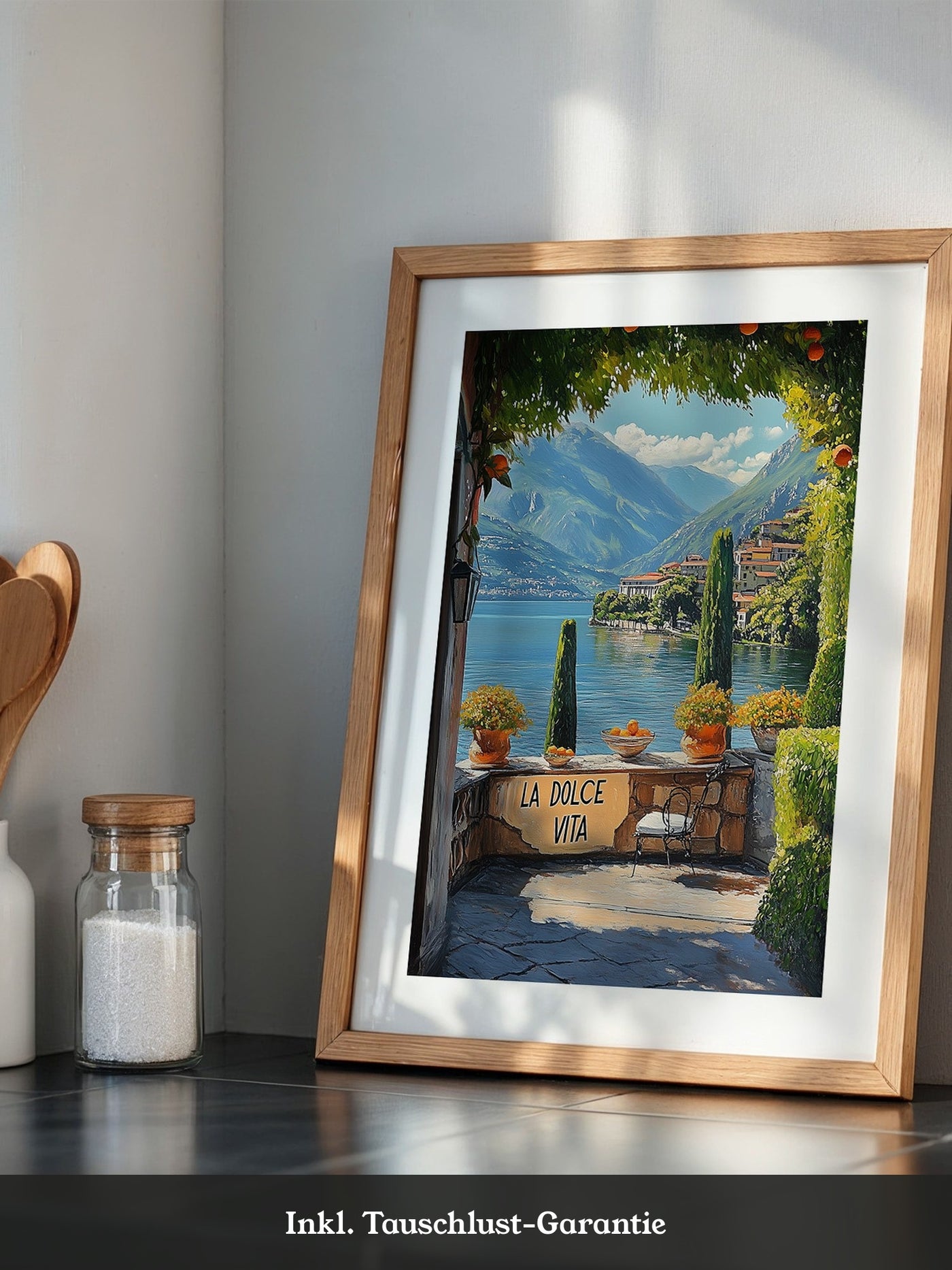 Italienisches Seepanorama lebendig