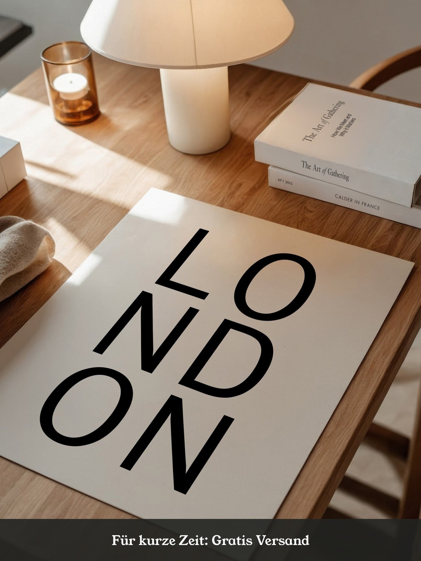LONDON Schrift vertikal schwarz