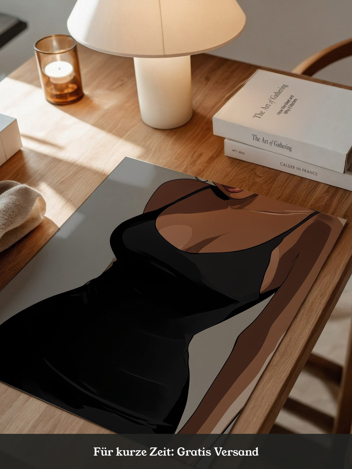 Frau im Schwarzen Kleid minimalistisch