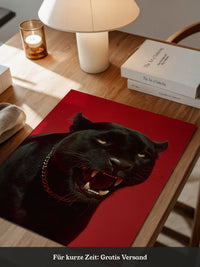 Panther rote Eleganz