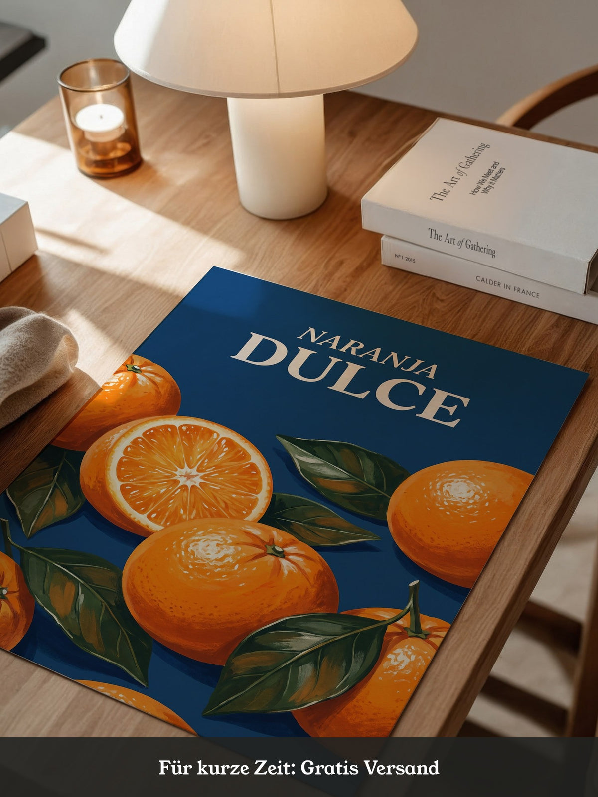 Orangen auf Blauem Hintergrund