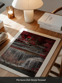 Wasserfall Rote Blätter