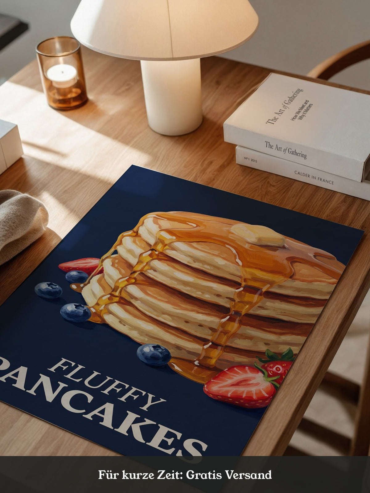 Pancakes mit Honig und Beeren