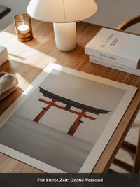 Torii im Nebel Meer